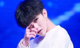 爆料蔡徐坤的爸爸视频,揭秘明星背后的家庭生活