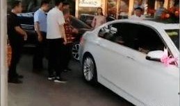 最新礼包车爆料新闻视频,揭秘神秘车型，性能与颜值并存