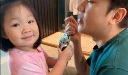 娱乐大瓜爆料图片大全,大瓜图片大全，明星幕后故事一网打尽