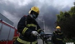 消防员 在线观看,消防员在线直播，英勇瞬间实时呈现