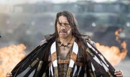 弯刀2在线观看未删减,血战未删减版惊悚重现！