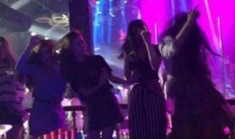 成都吃瓜网红蹦迪视频,吃瓜群众镜头下的夜生活盛况